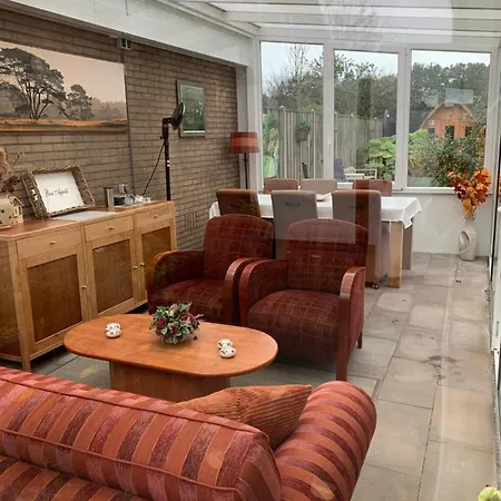 At Marries Bed & Breakfast