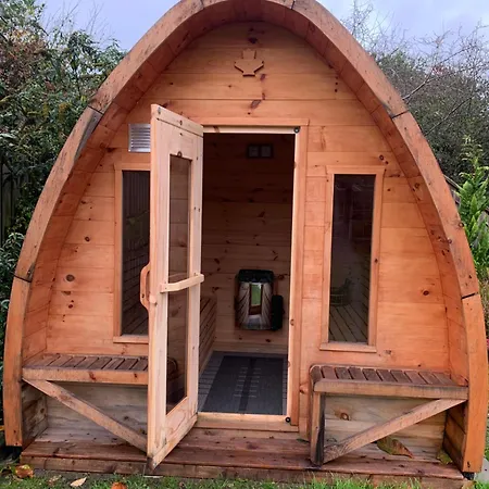 At Marries Bed & Breakfast 3*